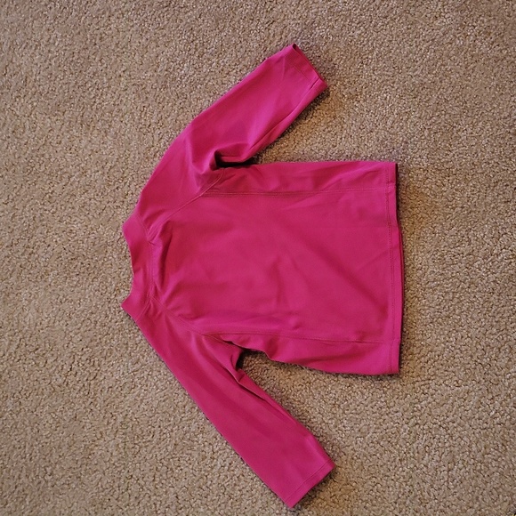 Kids Rash guard - size 4T - Picture 2 of 7